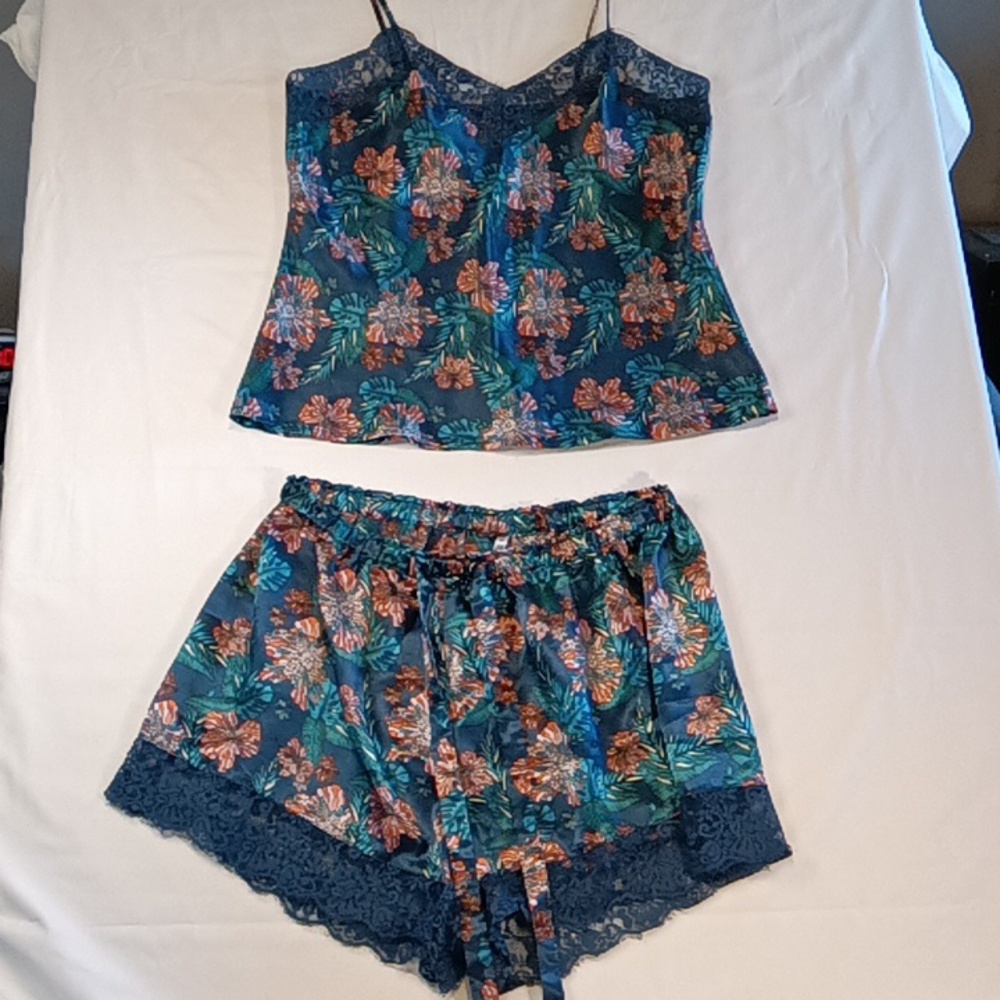 Fashion Nova Floral Blue and Orange Pajama Set Large